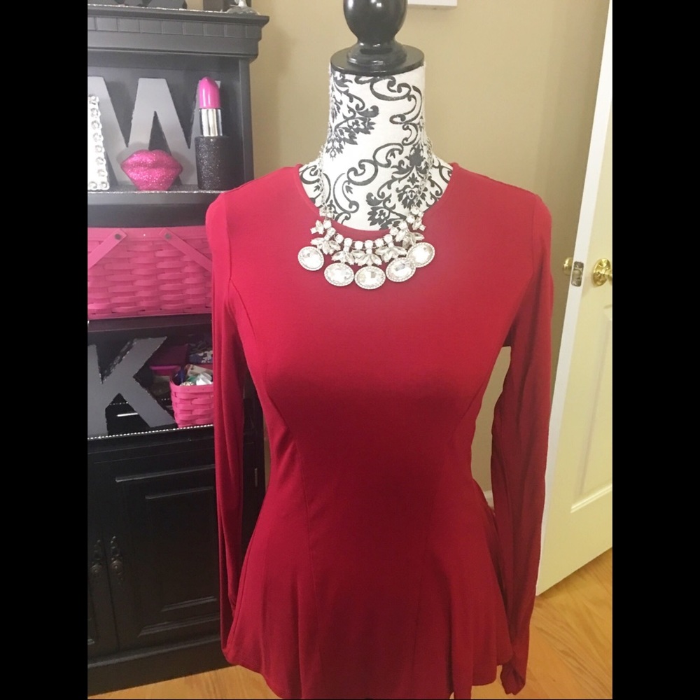 CARMEN MARC VALVO RED PEPLUM TOP SIZE XS